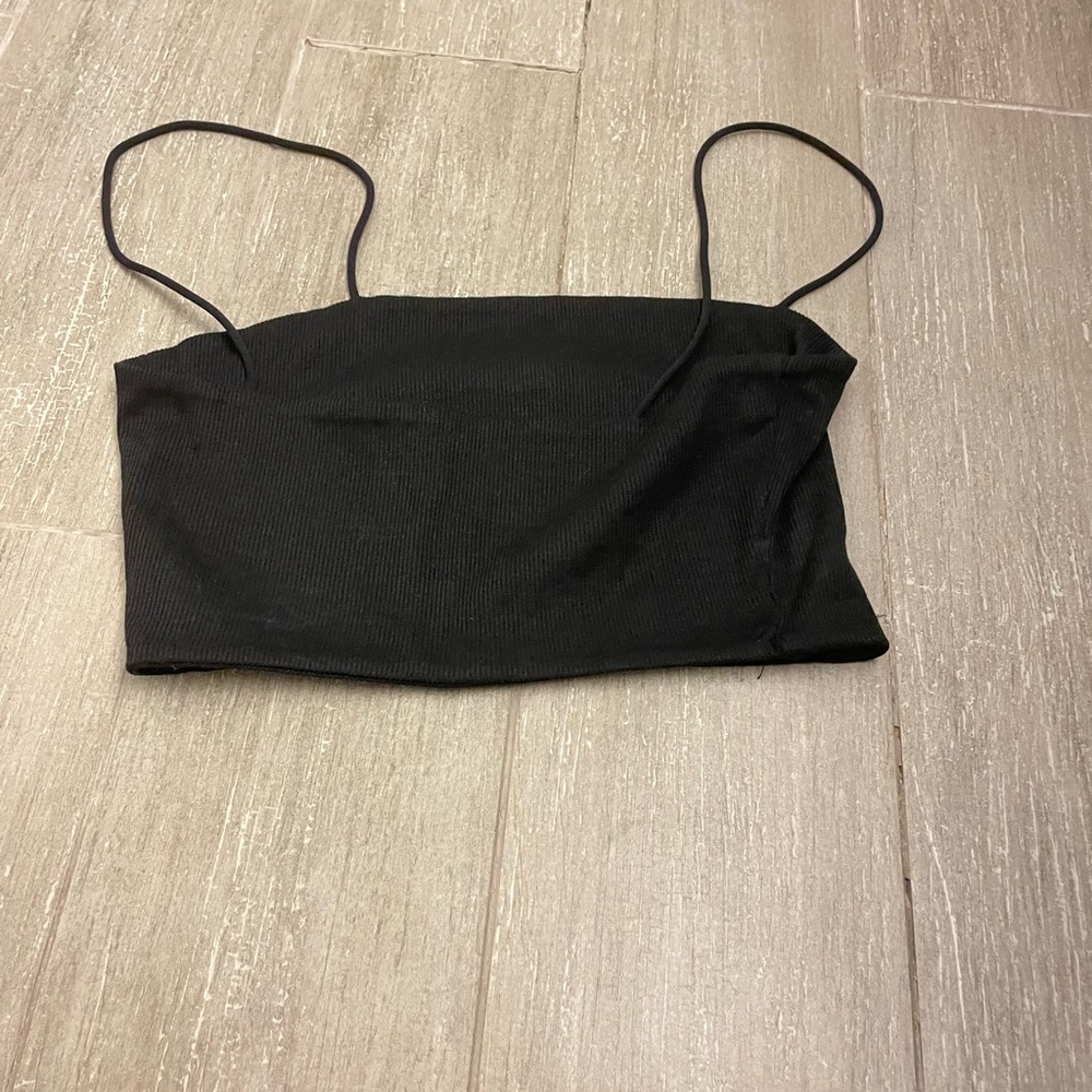 Black Cropped Tank